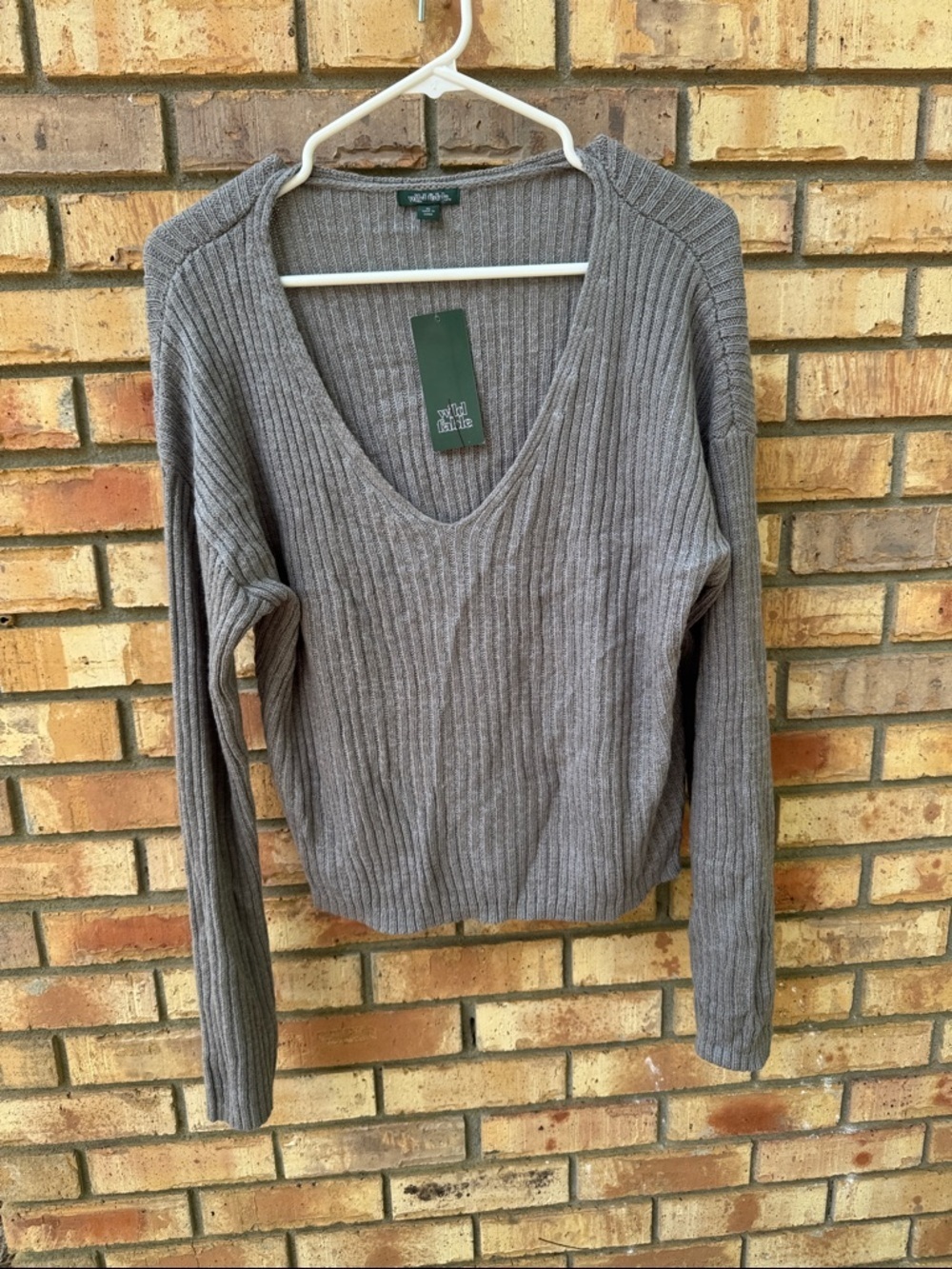 wild fable Gray Ribbed V-Neck Sweater
